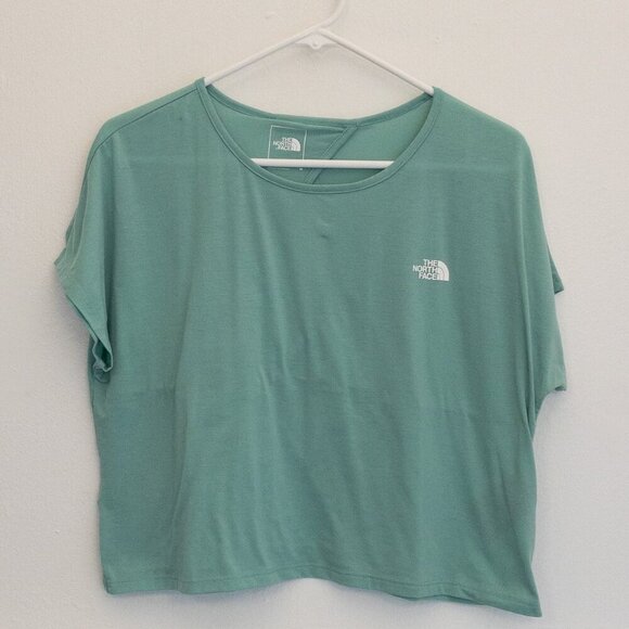The North Face Women’s Cropped Active Tee Green Medium Open Back Logo Top - Picture 1 of 3